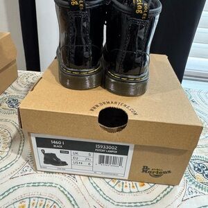 Dr. Martens Kids Shiny Black Boots